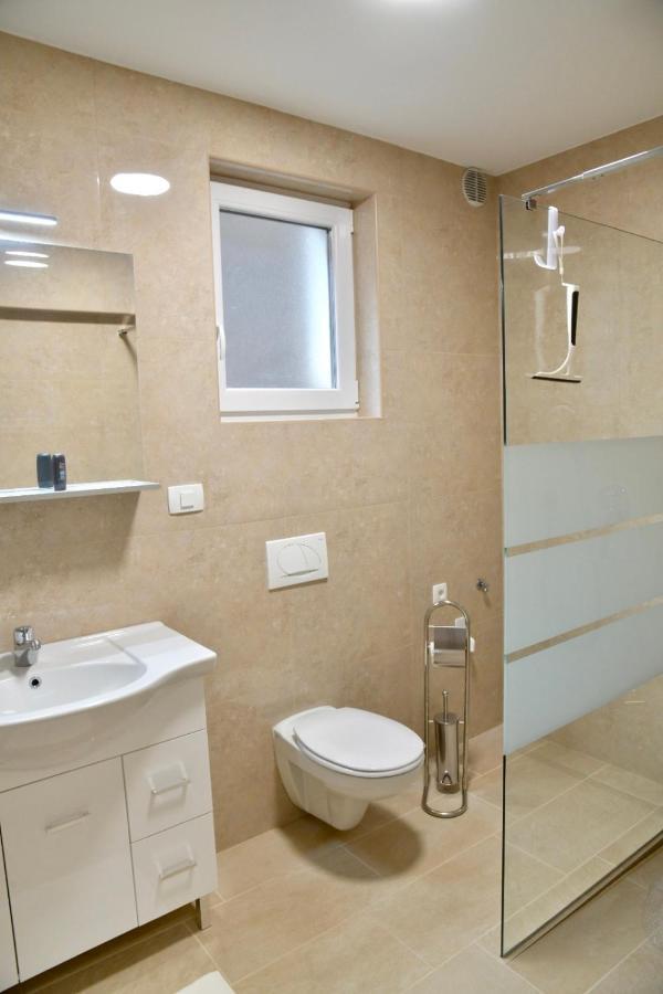 Stara Jezica Apartments With Wifi Ljubljana Buitenkant foto